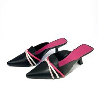 Tamanco Bico Fino Tiras em Corda - Preto 